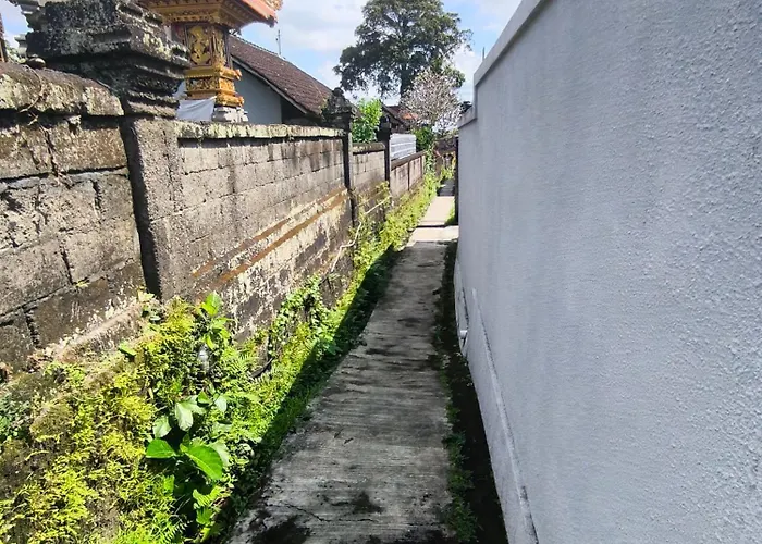 Tiga 2 * Ubud
